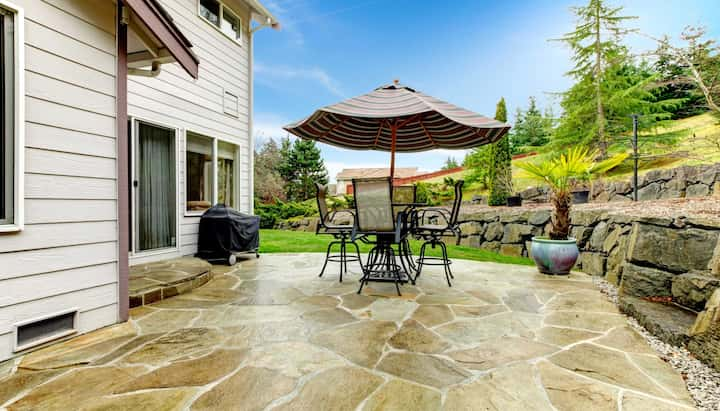 Beautifully Textured and Patterned Concrete Patios in Katy, Texas area!